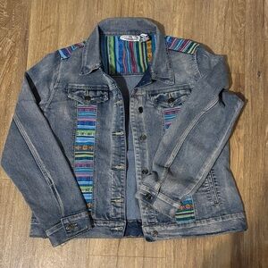 ⚪️⚪️Denim Jacket with Colorful Pattern Accents. Size M